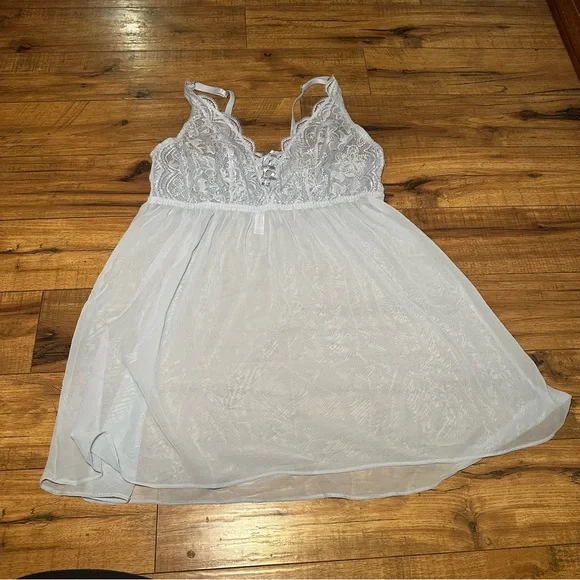 Cacique Elegant Lace Trimmed Babydoll - Light Blue size 18/20 - Picture 1 of 7